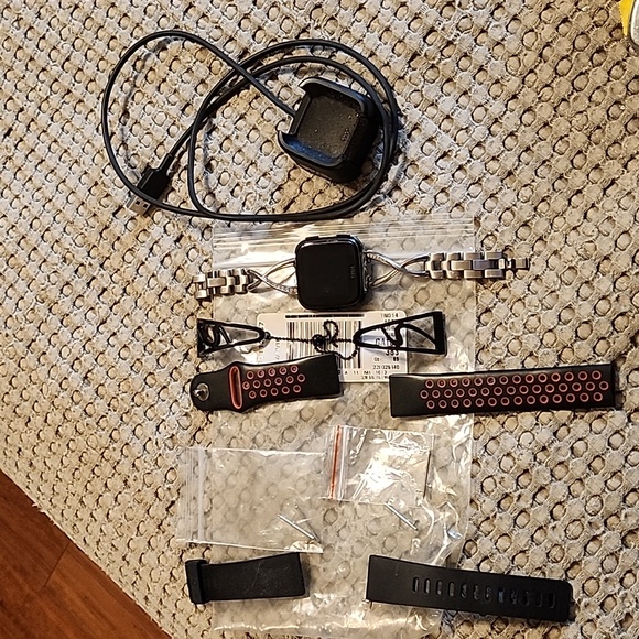 Fitbit Versa 2 Smartwatch - Picture 2 of 5